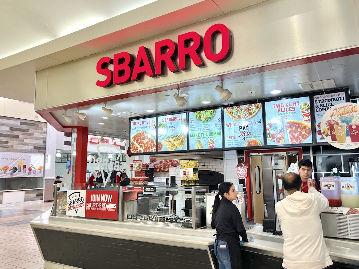 Sbarro Stonewood Center